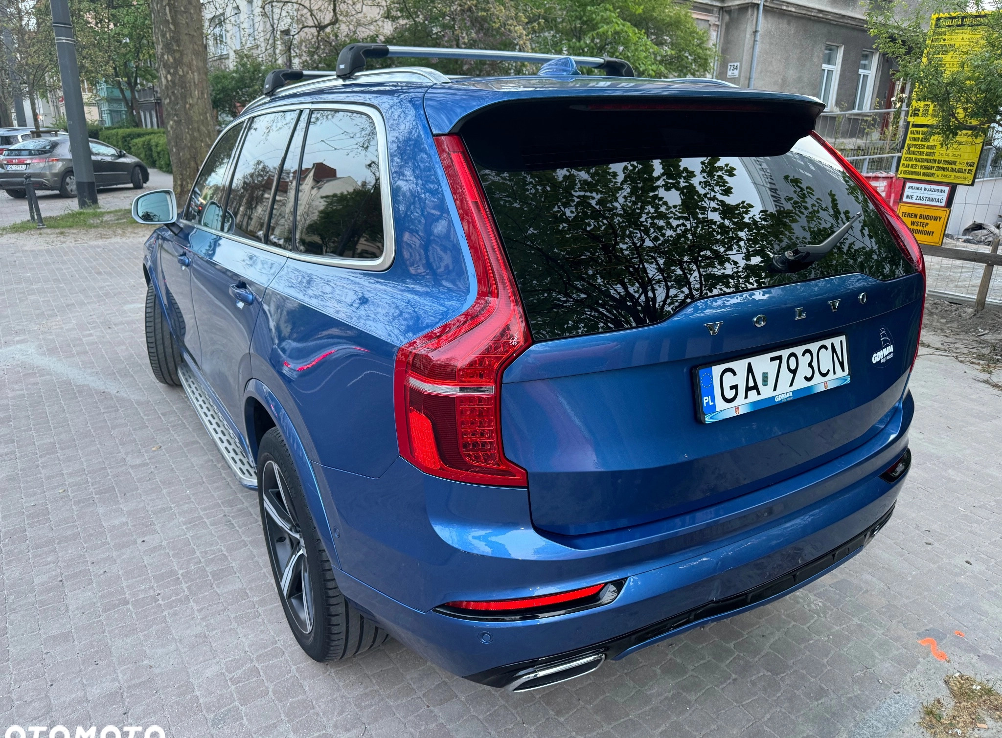 Volvo XC 90 cena 198000 przebieg: 98000, rok produkcji 2018 z Gdynia małe 742